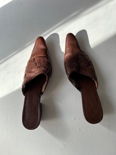 Brown pointed toes heels mules (36)