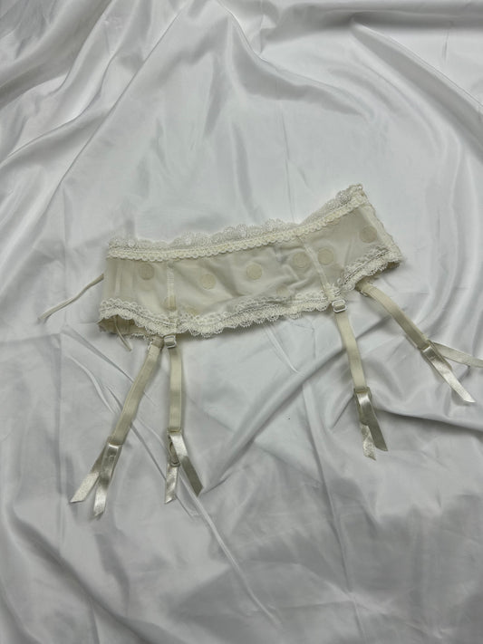 Cream white garter belt (S)