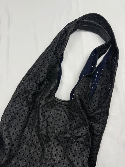 Black uni shoulder bag