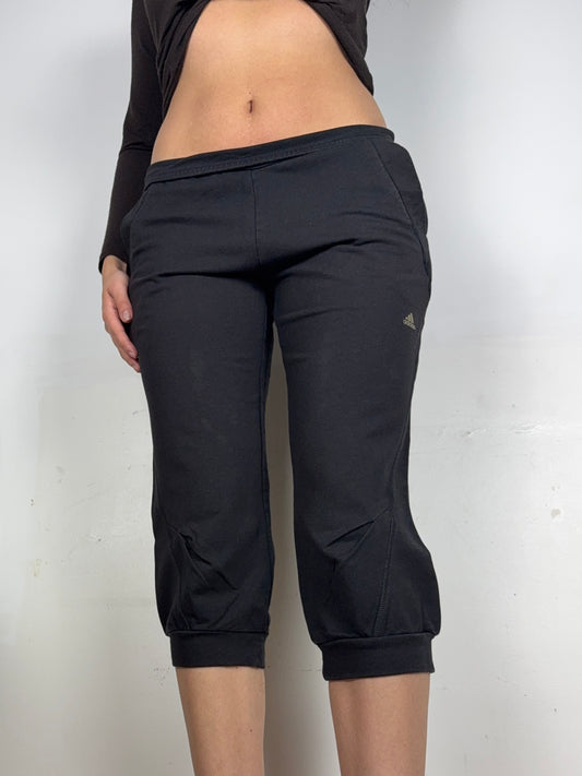 Black low waist capri joggers (S/M)