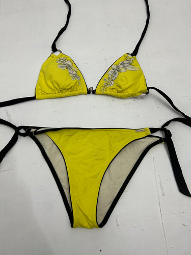 Yellow & black Hawaii hibiscus floral print y2k vintage bikini set (S)