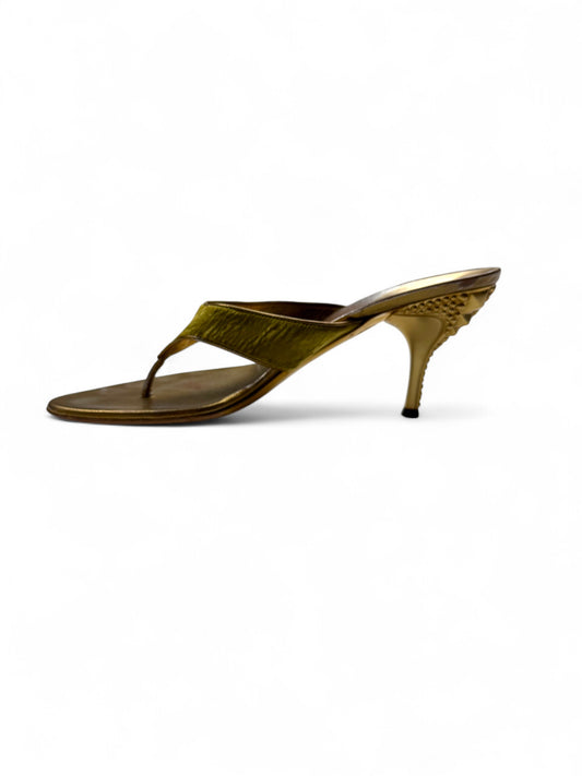 Gold & khaki fur thong kitten heels mules (40)