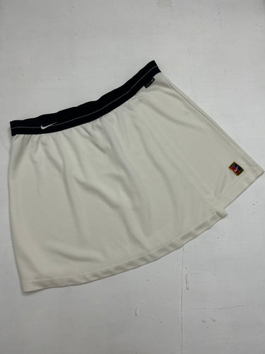 White 90s vintage sporty mini tennis skirt (S)
