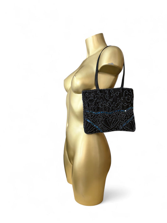 Black silky & sequins handbag (23x20cm)