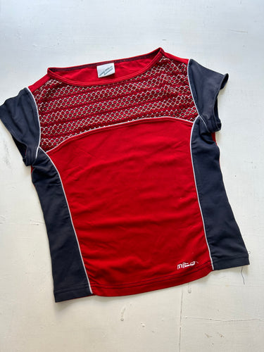 Red y2k 90s vintage sporty stretchy tee (S/M)