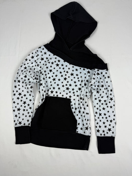 Black & white stars print hoodie (XS)