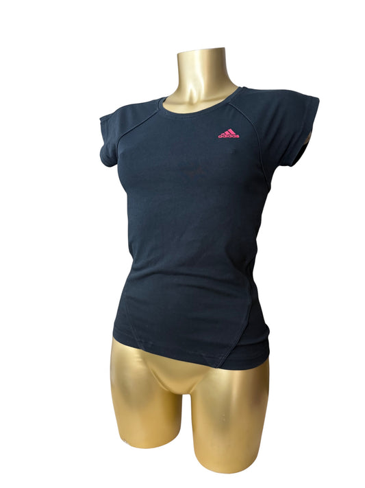 Black logo cotton tee (S/M)