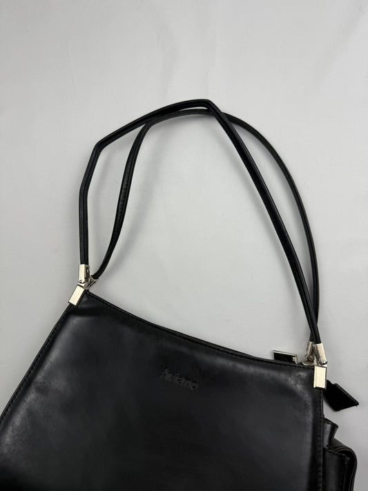 Black pvc leather shoulder bag (26x18cm)
