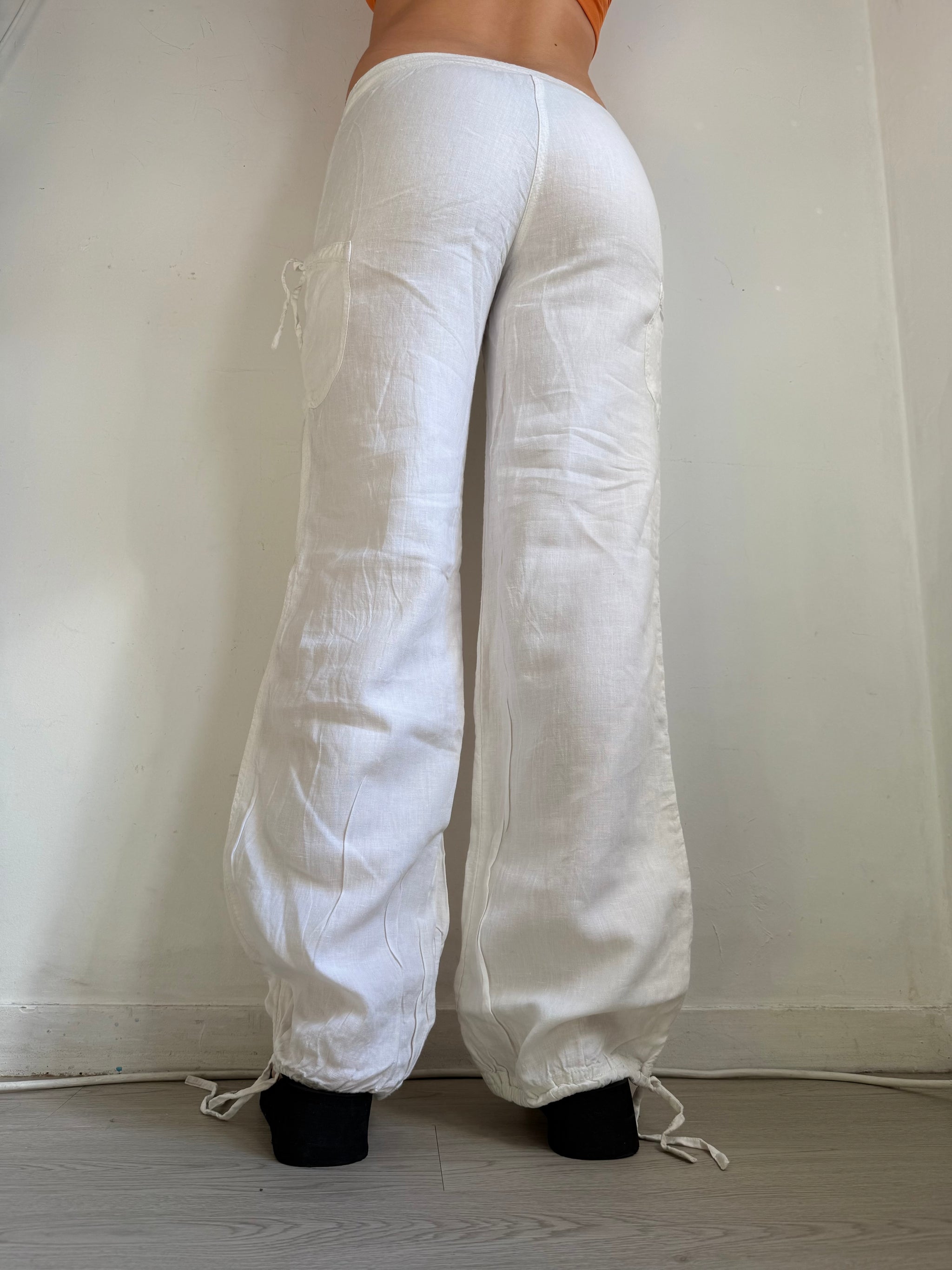 White linen baggy pants (M)