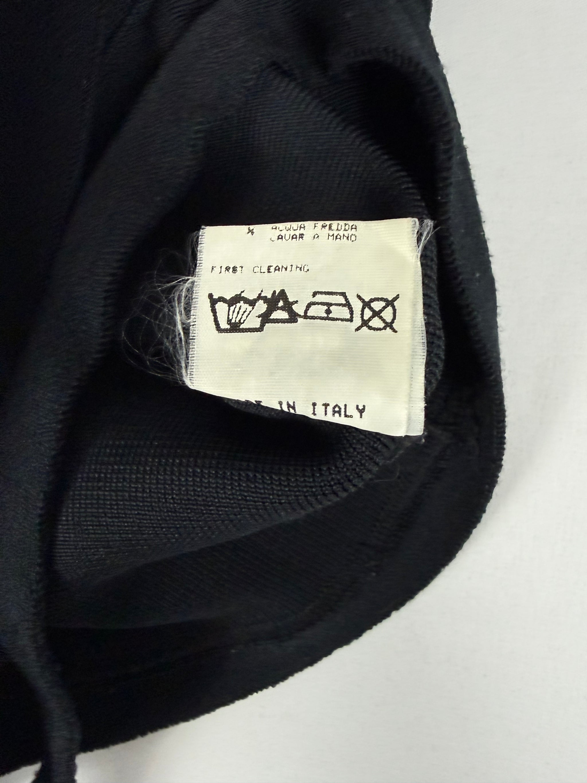 Black hooded stretchy top (S/M)