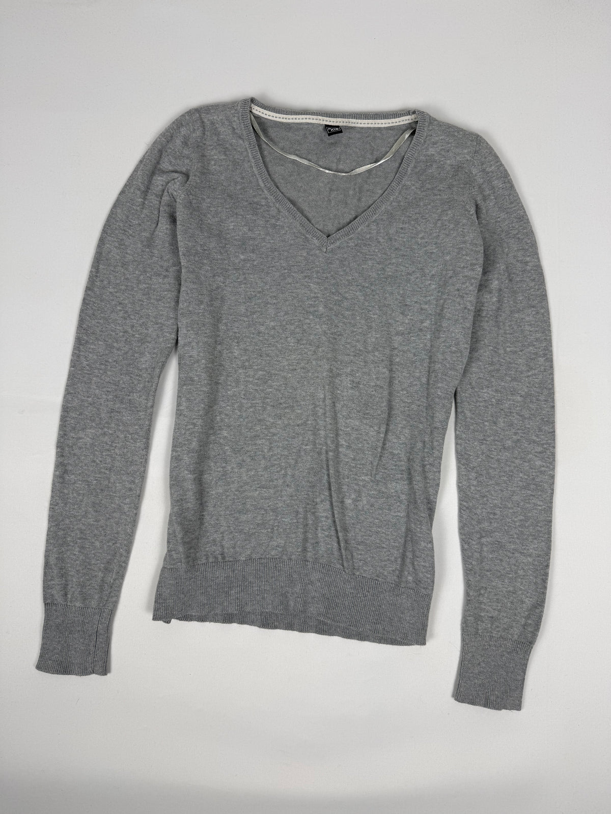 Pull col en V gris (M)