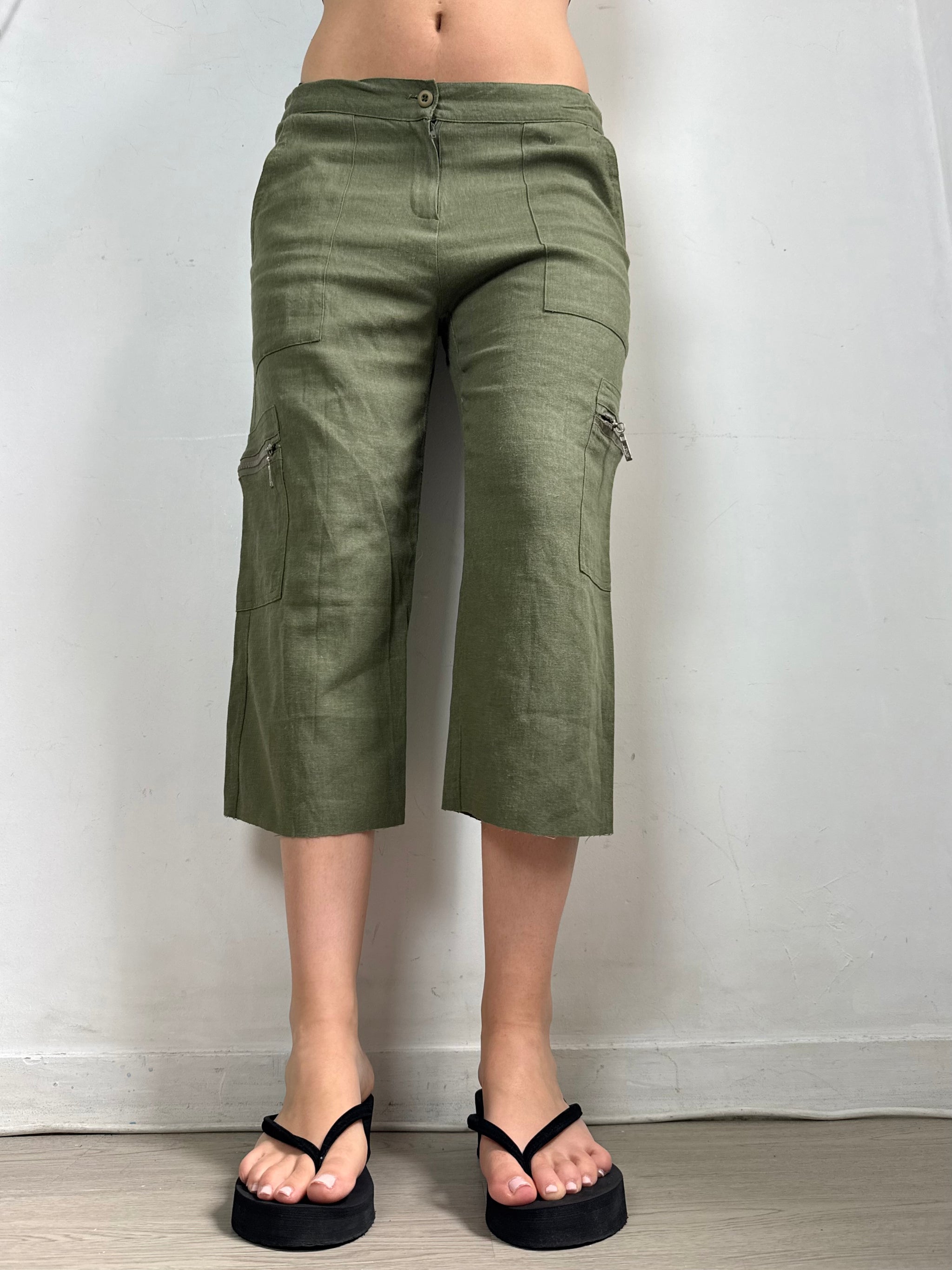 Khaki 100% linen low rise capri pants (XL)