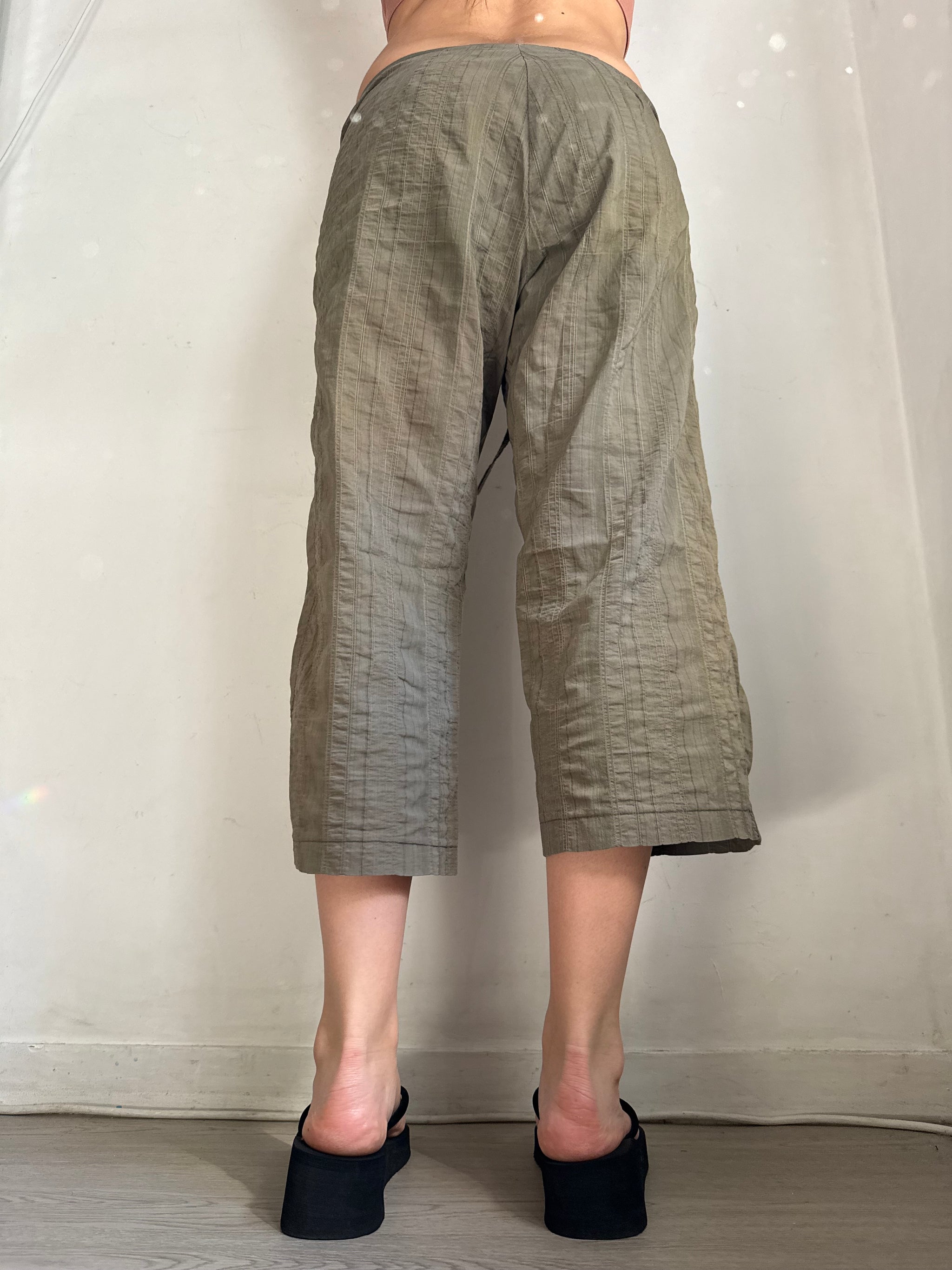 Khaki long sleeves shirt + capri pants set (XL)