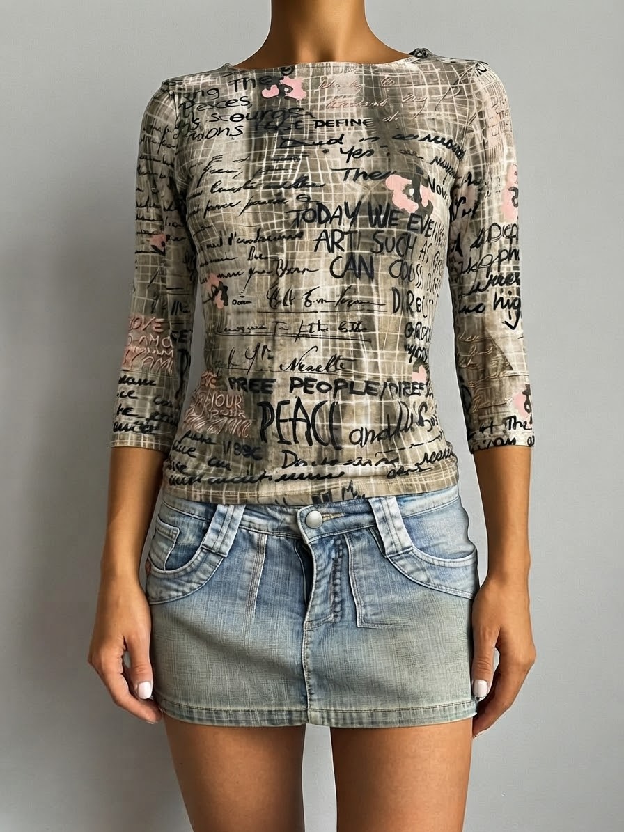 Khaki lycra graphic long sleeves top (M)