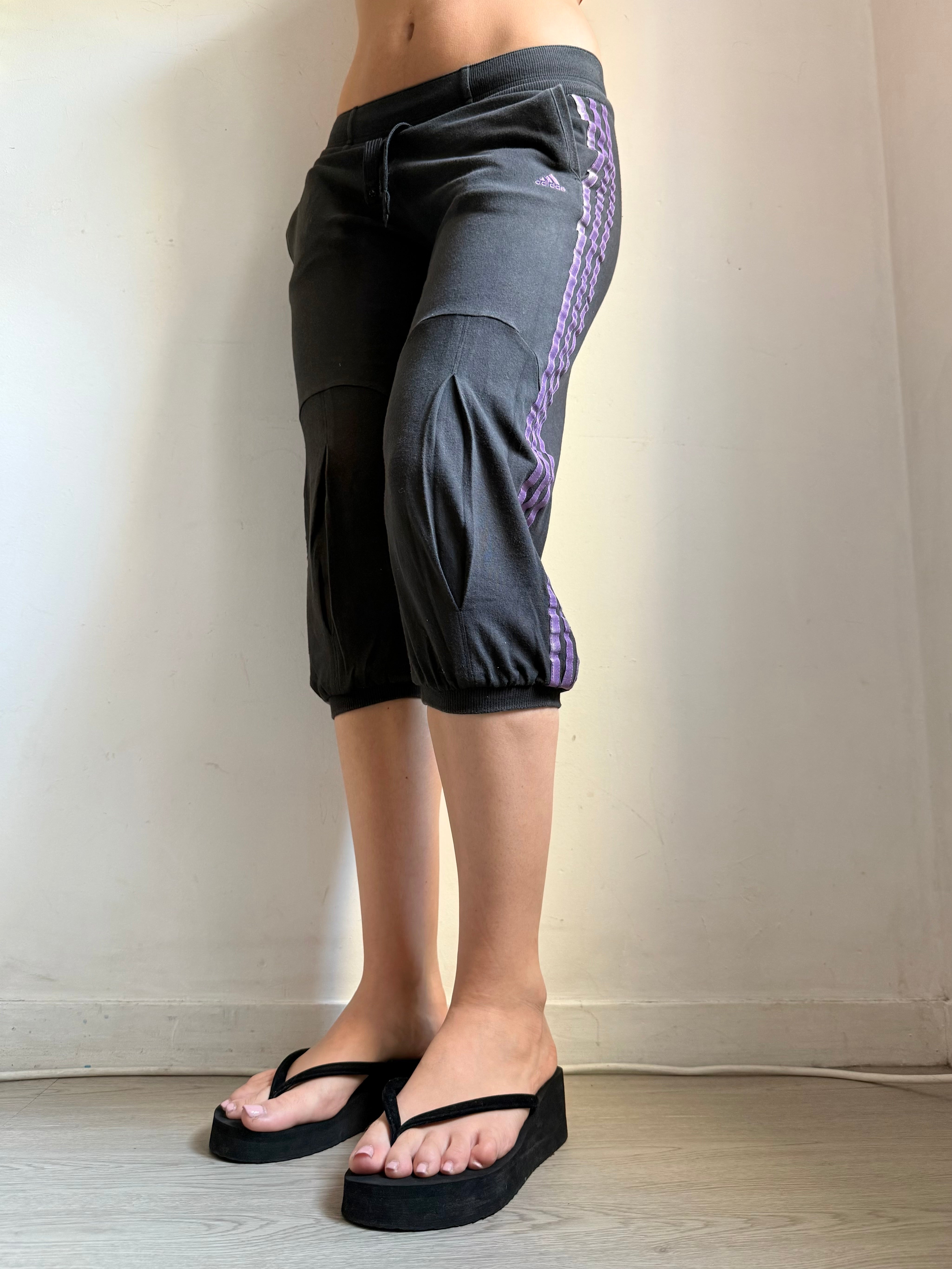 Black & purple activewear capri pants (M)