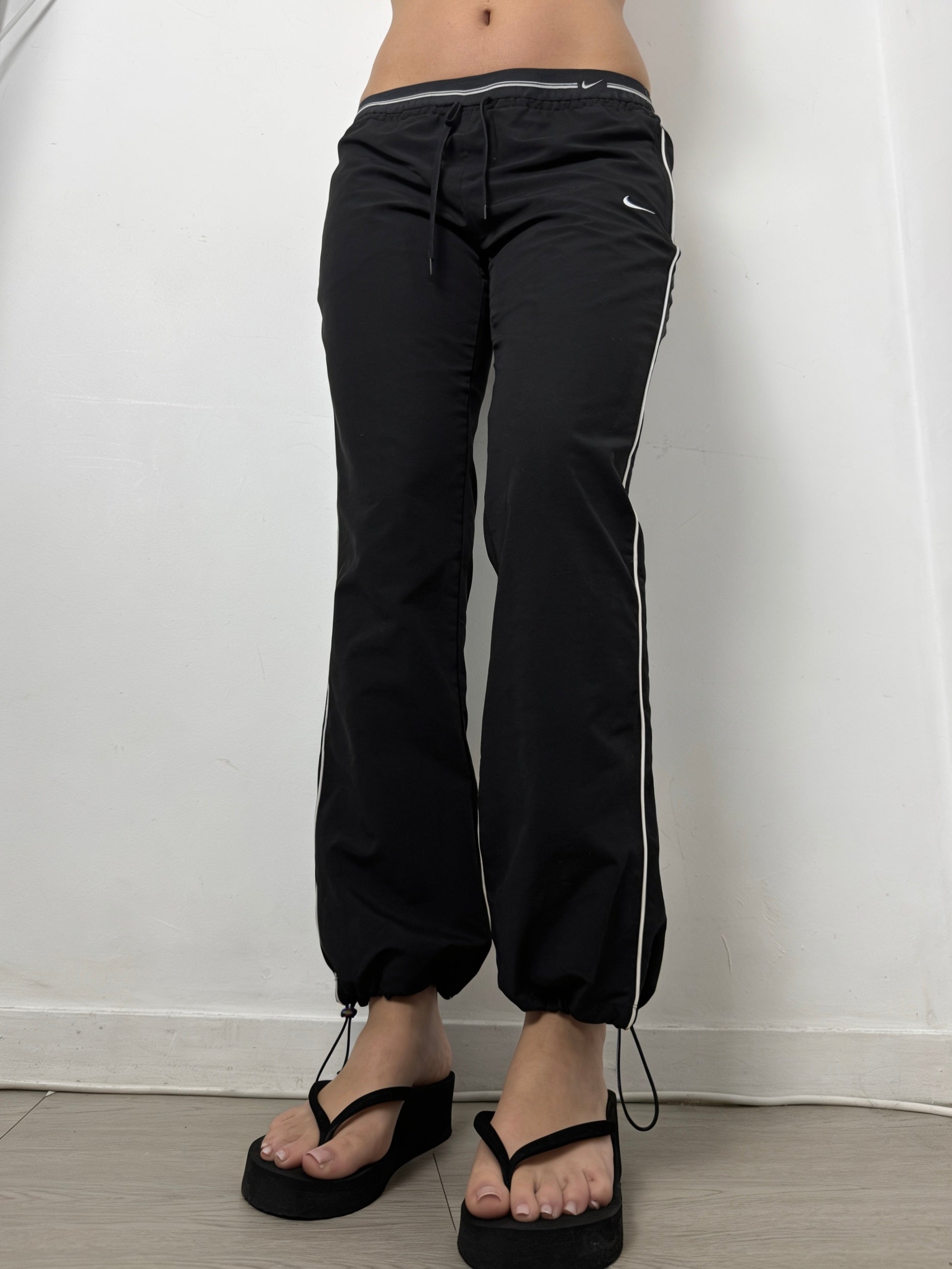 Black low rise joggers pants (XS)