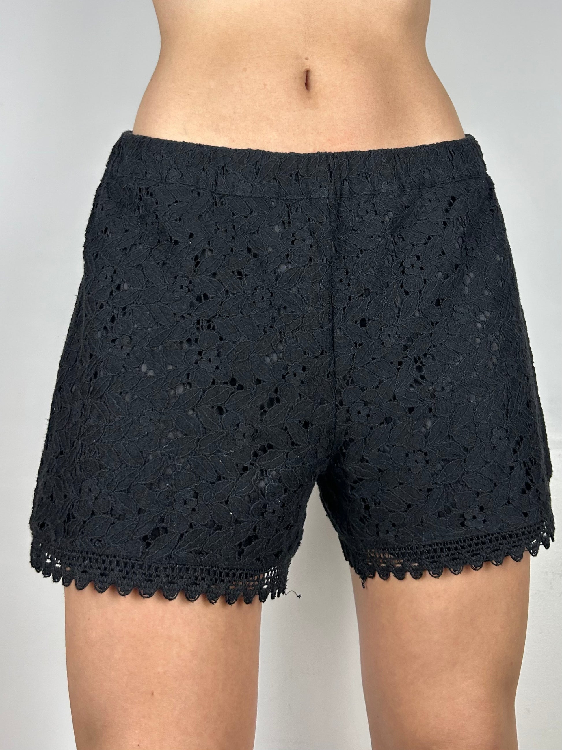 Black lace lined stretchy mini short (S/M)