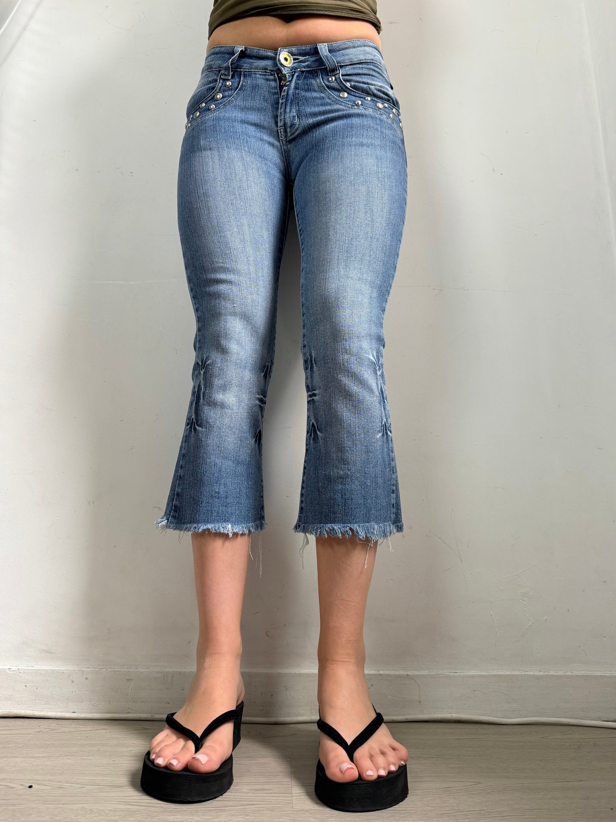 Blue denim low waist capri pants (XS)