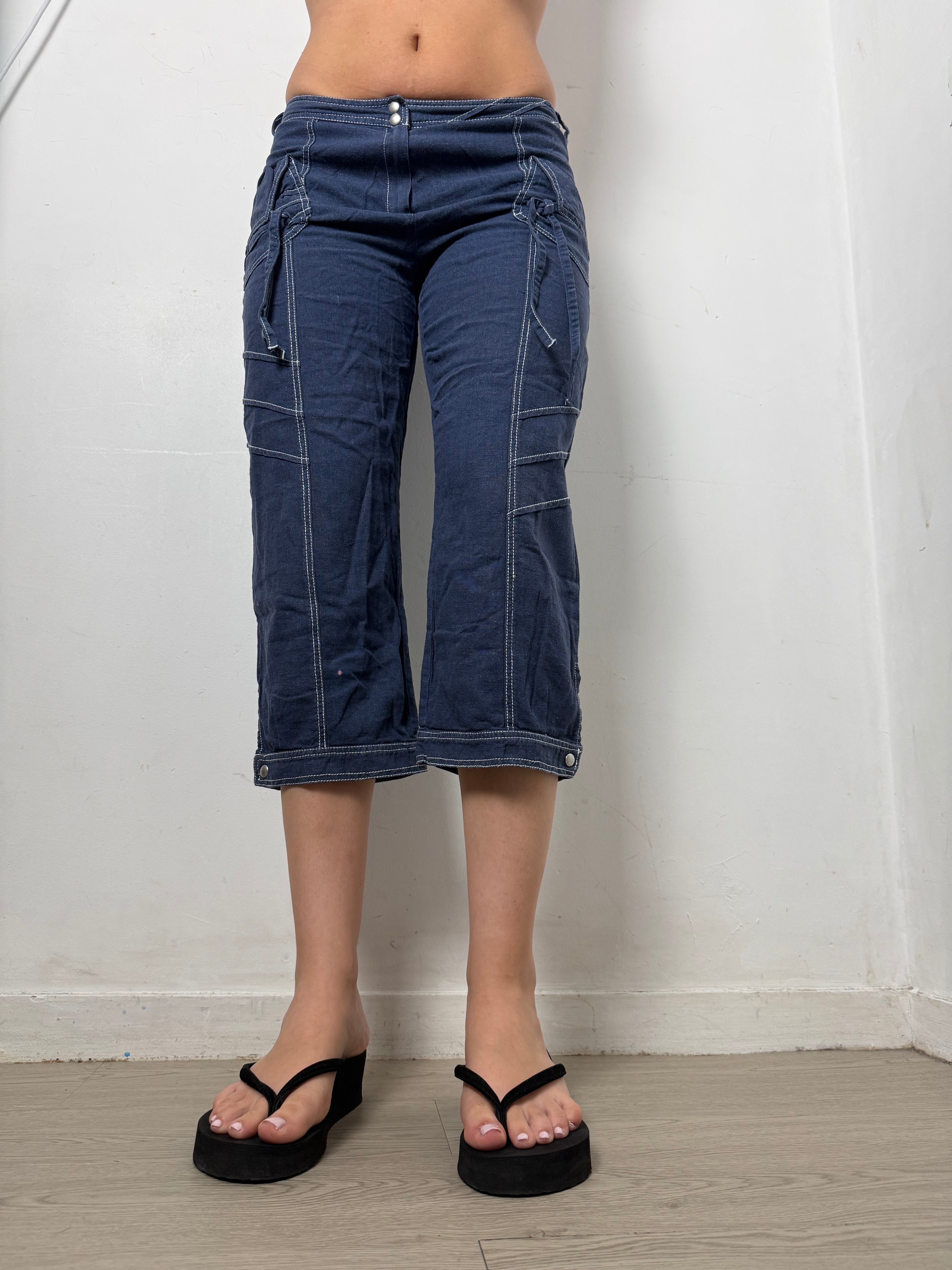 Navy denim cargo capri pants (M)