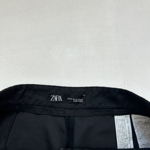 Black suede zip up  low rise y2k 90s vintage mini skirt (XS)