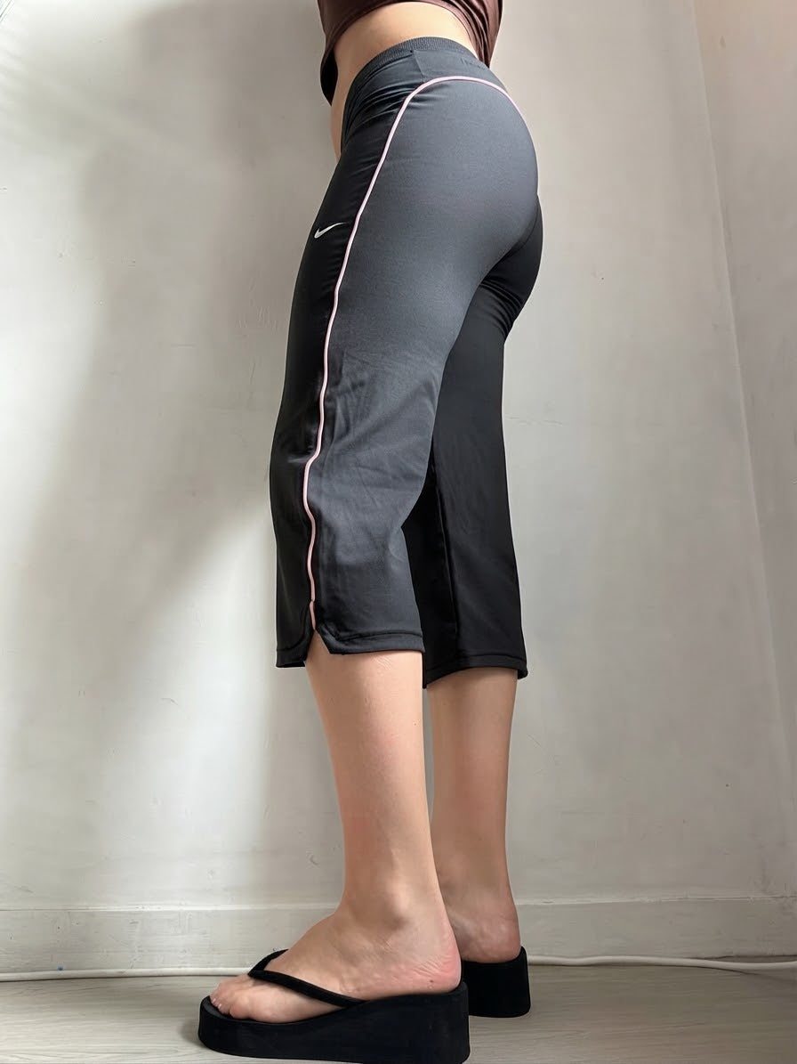 Pantalon droit taille basse en jean noir (XS)