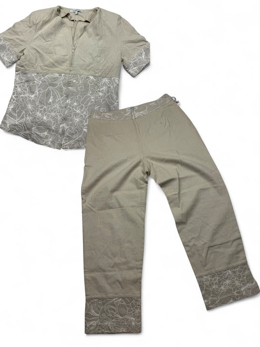 Beige zip up linen tee + capri pants set (S)