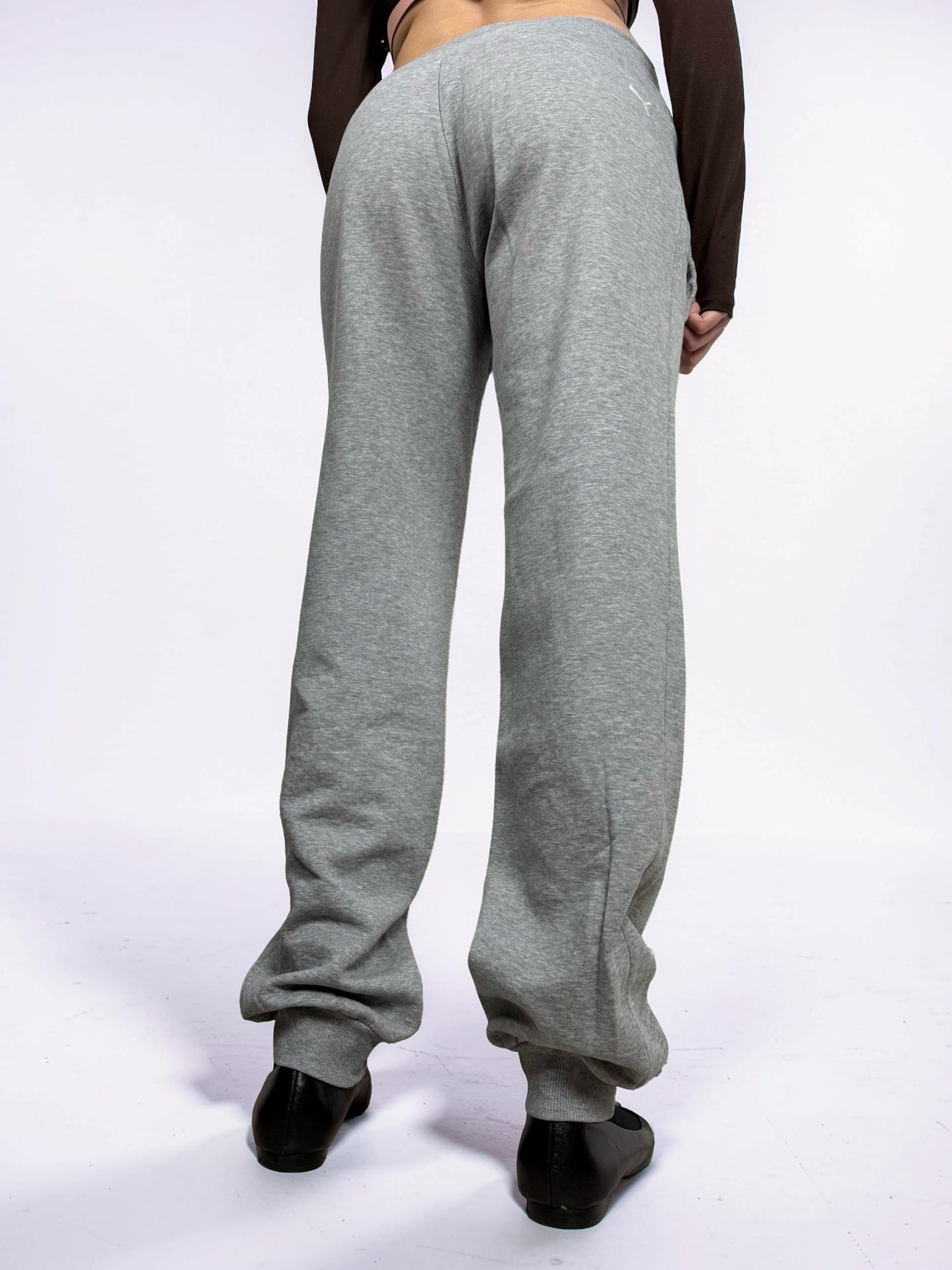 Grey cotton low rise joggers pants (M)