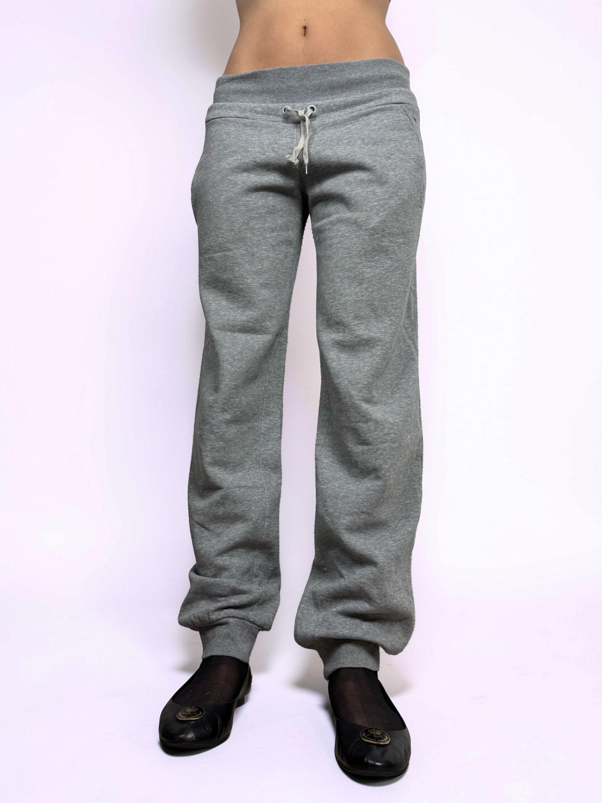 Grey cotton low rise joggers pants (M)