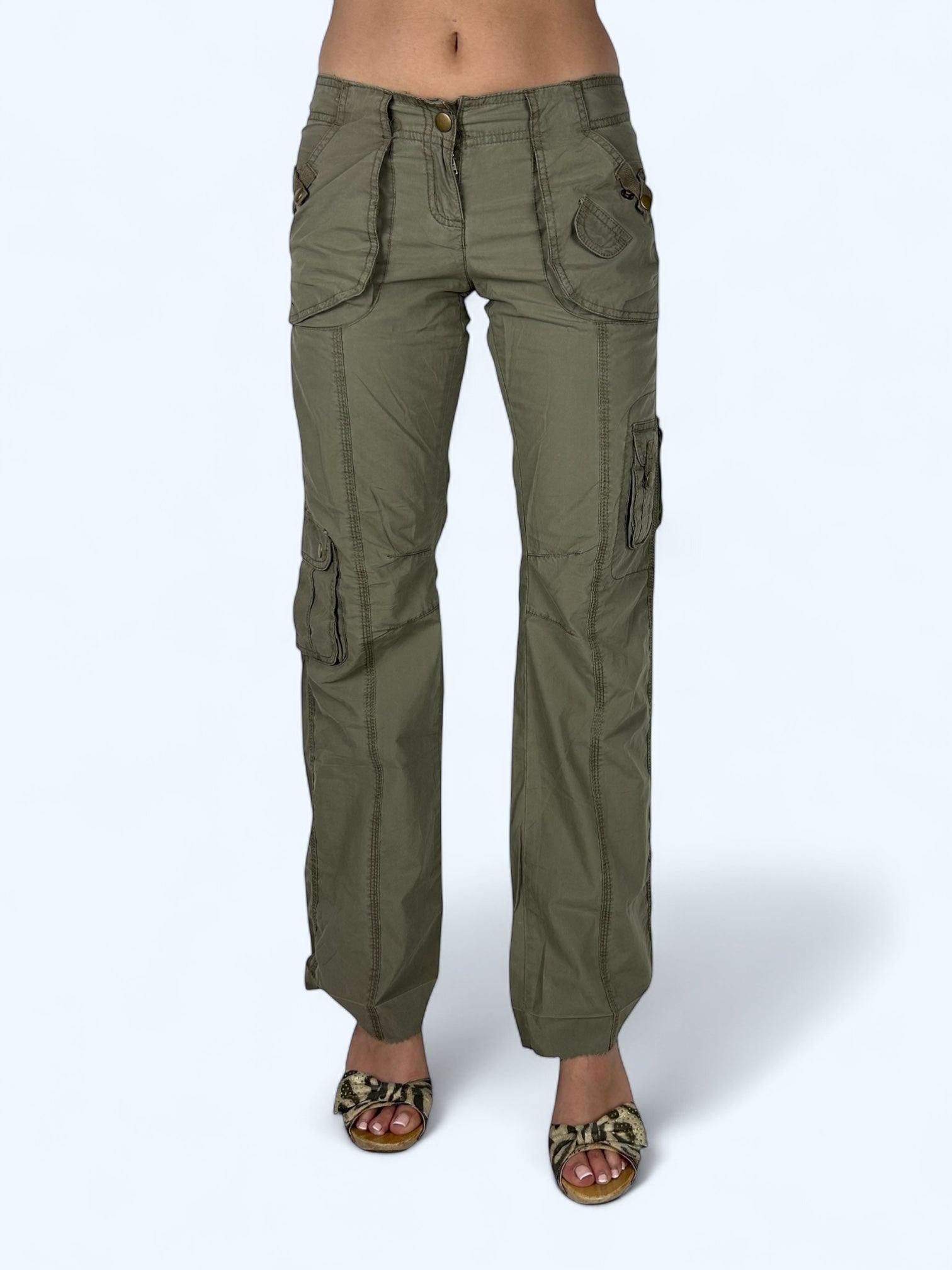 Khaki low rise cargo baggy pants (S)