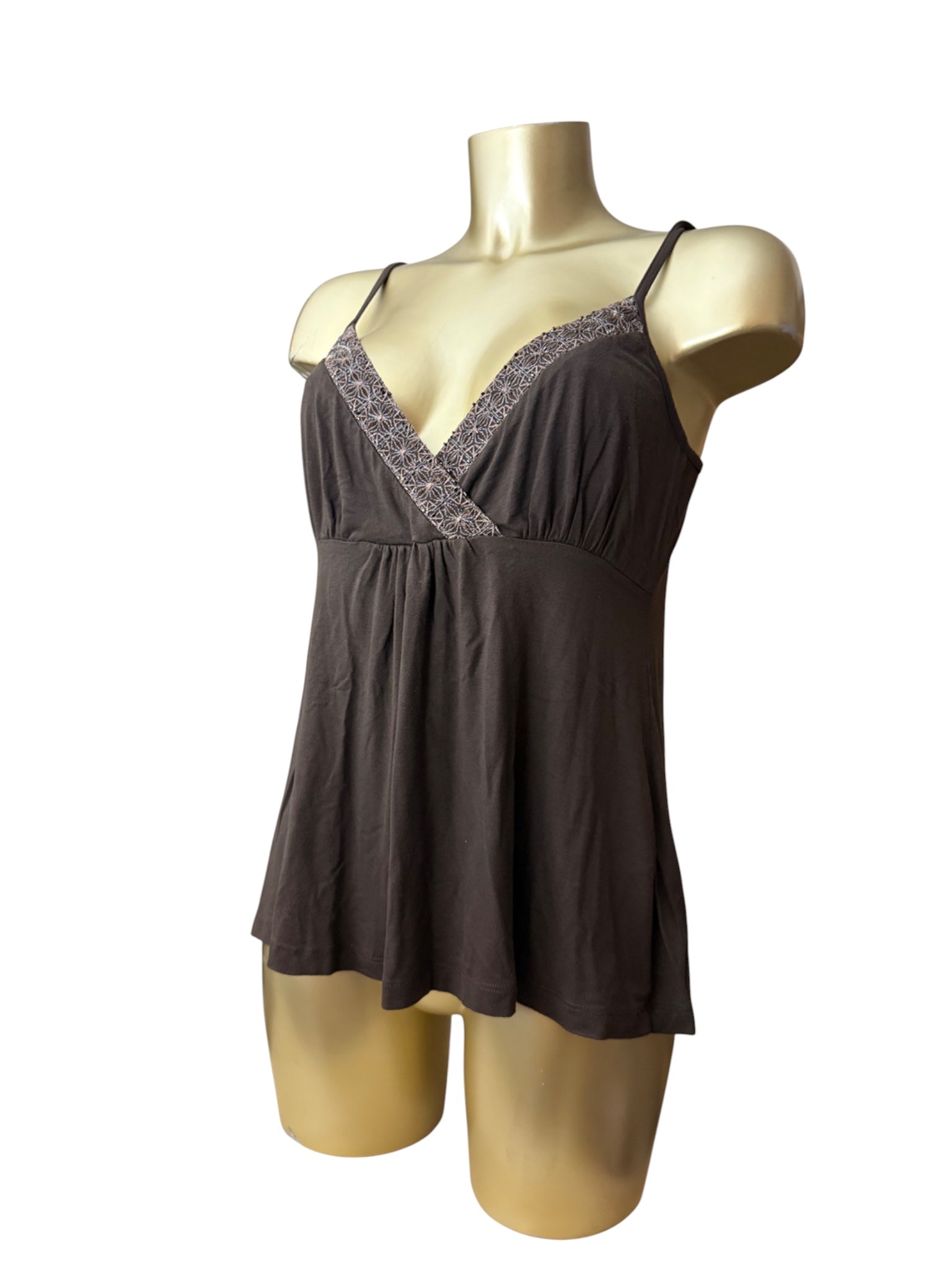 Brown embroidered pearls pleated top (M)