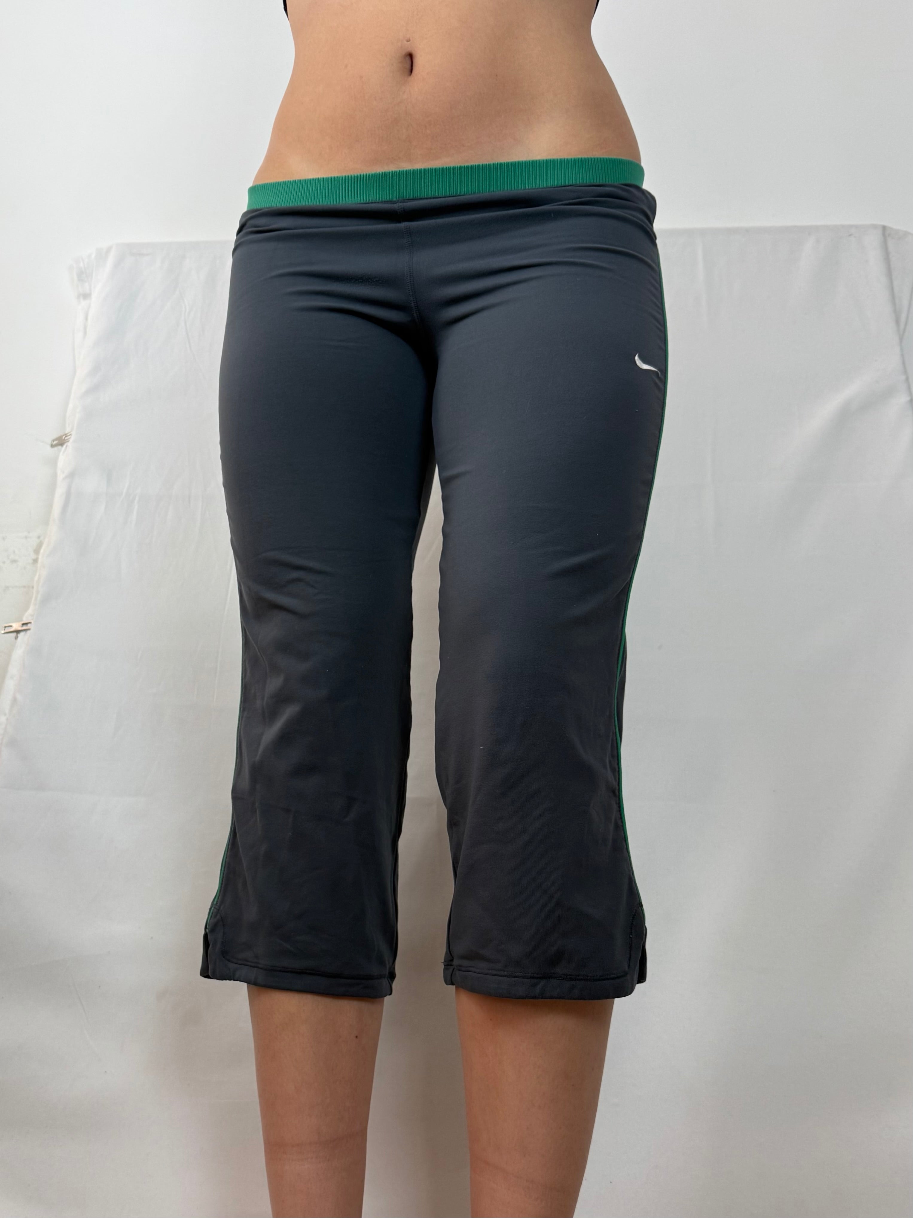 Grey activewear low waist capri pants (M/L)