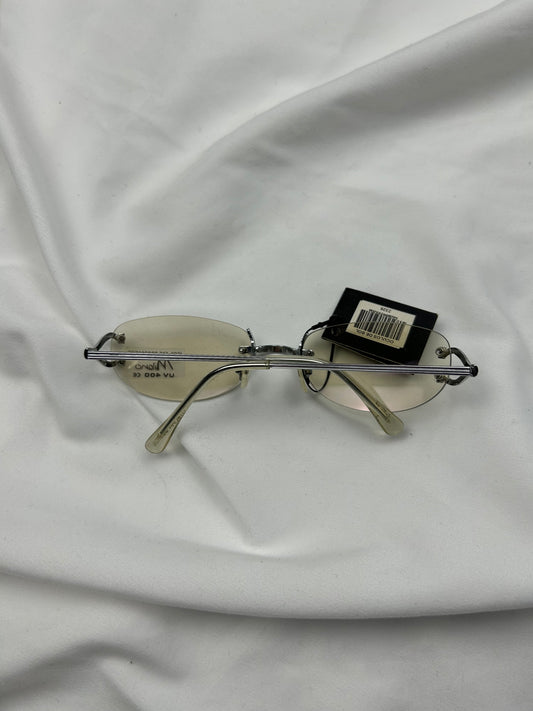 Brand new 2000s logo sunglasses