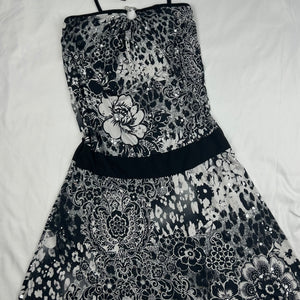 Black floral necklace tube mini dress (S/M)
