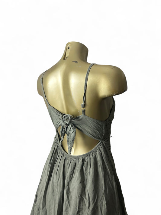 Khaki backless pleated summer mid dress (S/M)