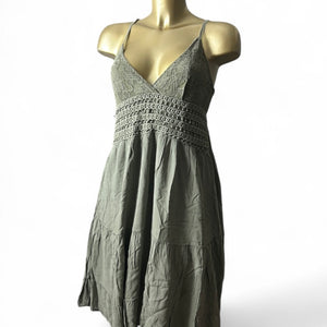 Khaki backless pleated summer mid dress (S/M)