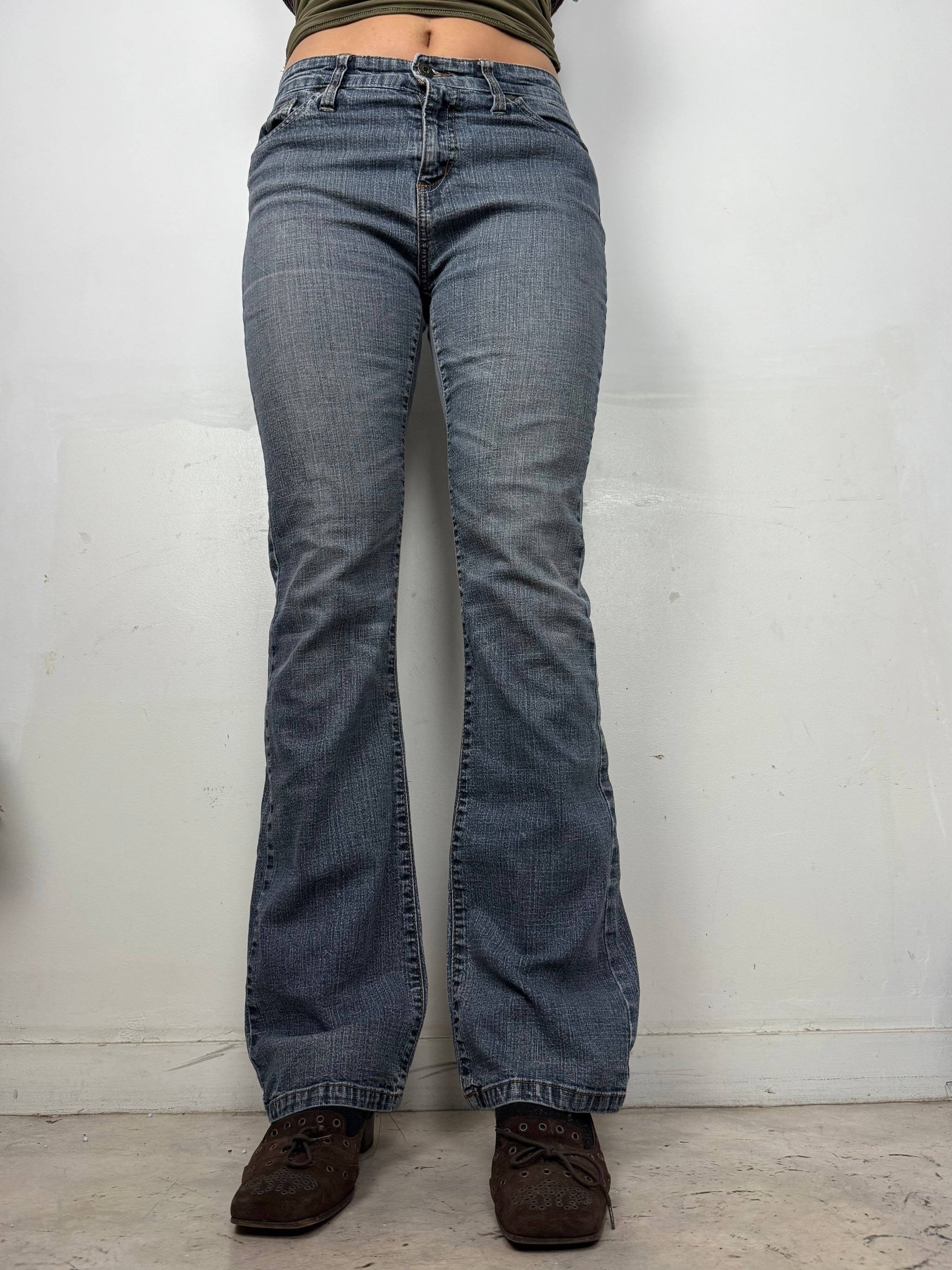 Grey low rise bootcut denim pants (S)
