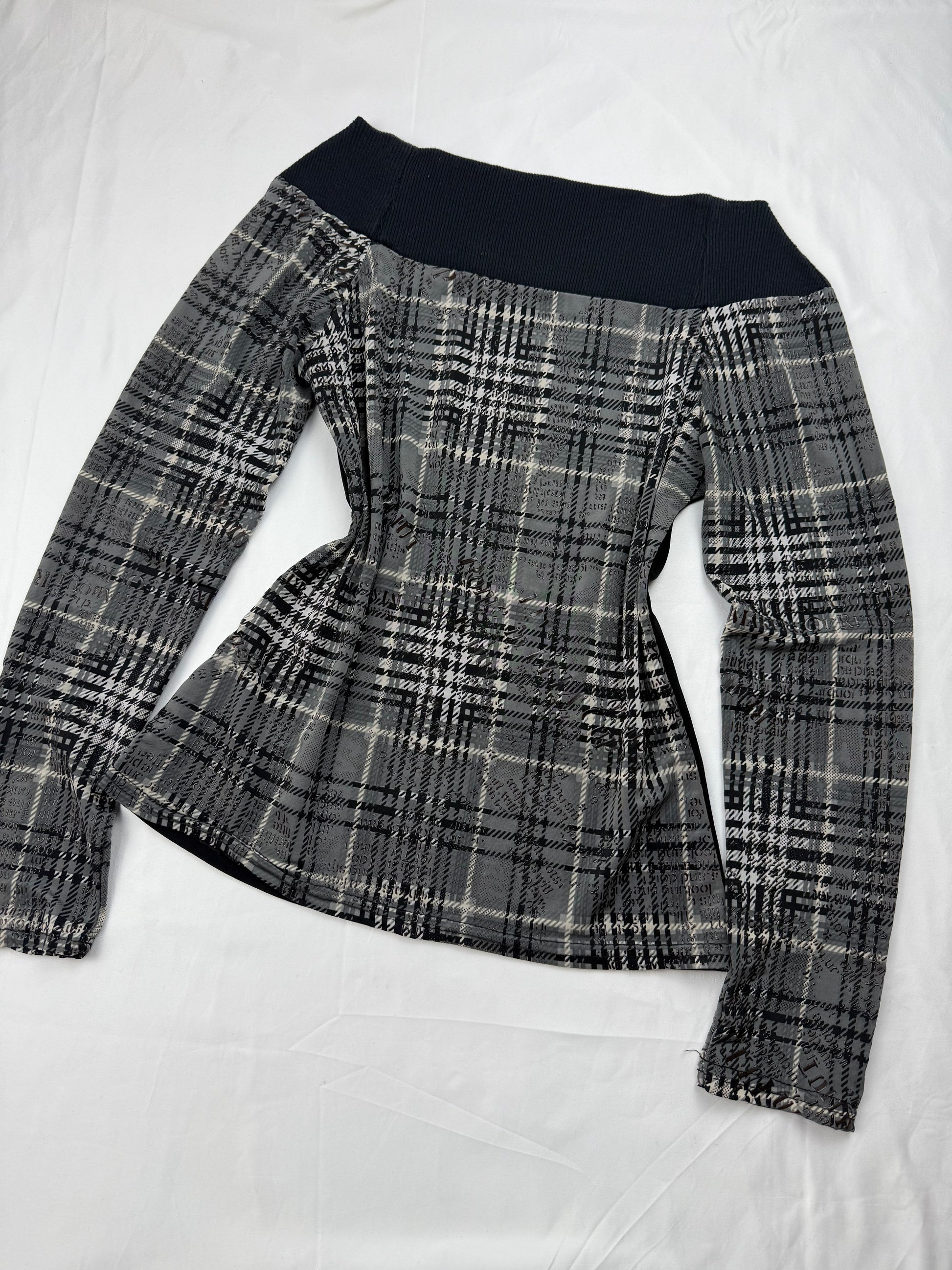 Grey bardot graphic long sleeves top (S)