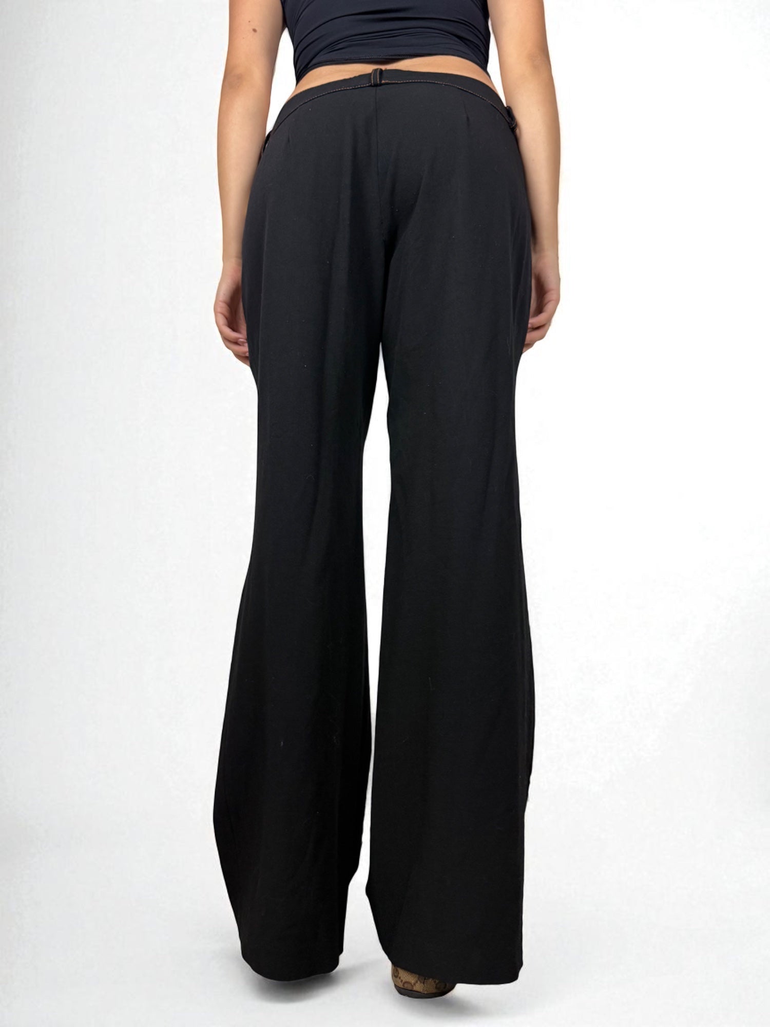 Black low rise baggy office pants (M/L)