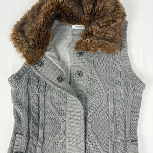 Grey faux fur neck knitted sleeveless cardigan jumper (S)