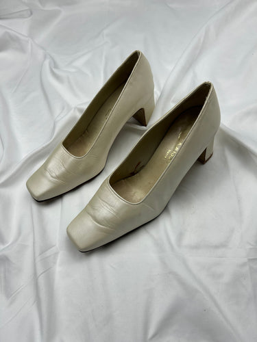 Cream 100% real leather square neck heels shoes (39)