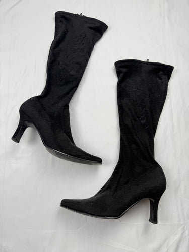 Black suede embroidered kitten heels boots (40)
