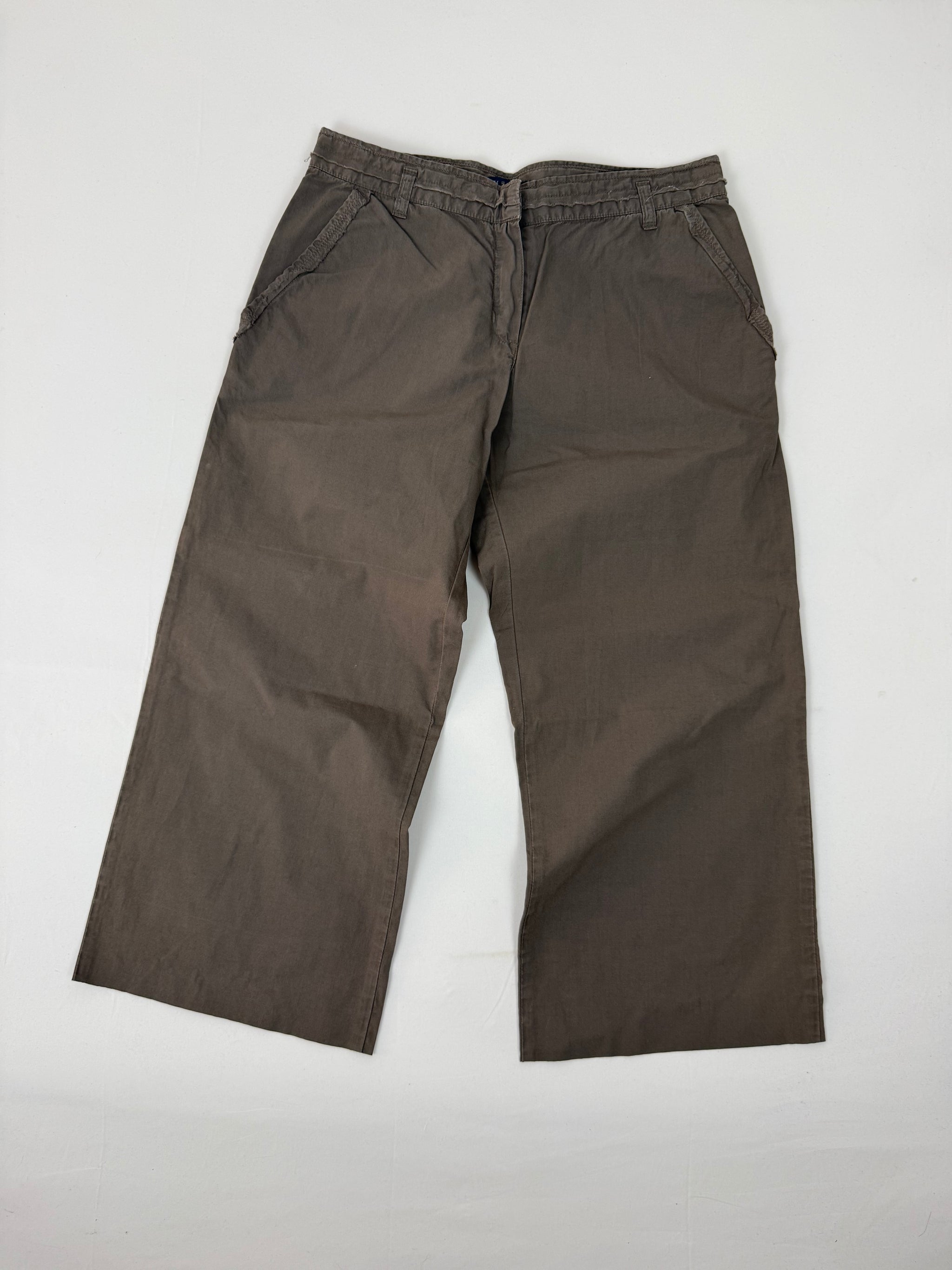 Khaki baggy capri pants (M)