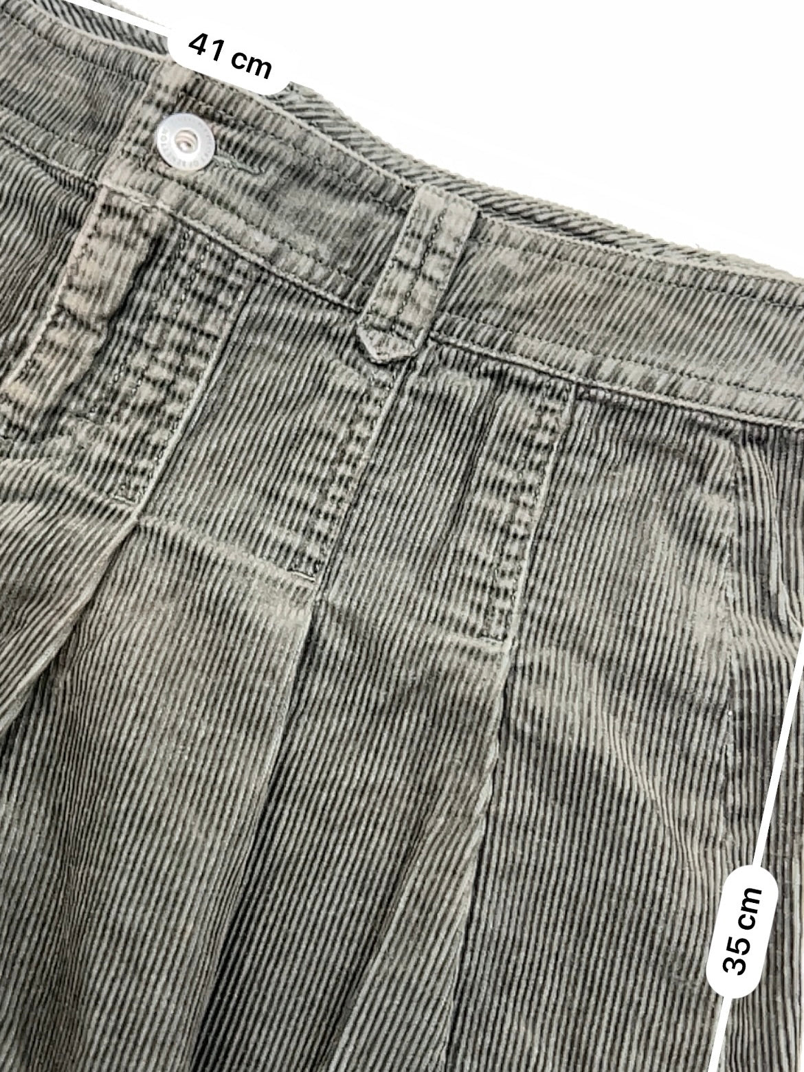 Khaki low rise ribbed velvet denim pleated mini skirt (M)