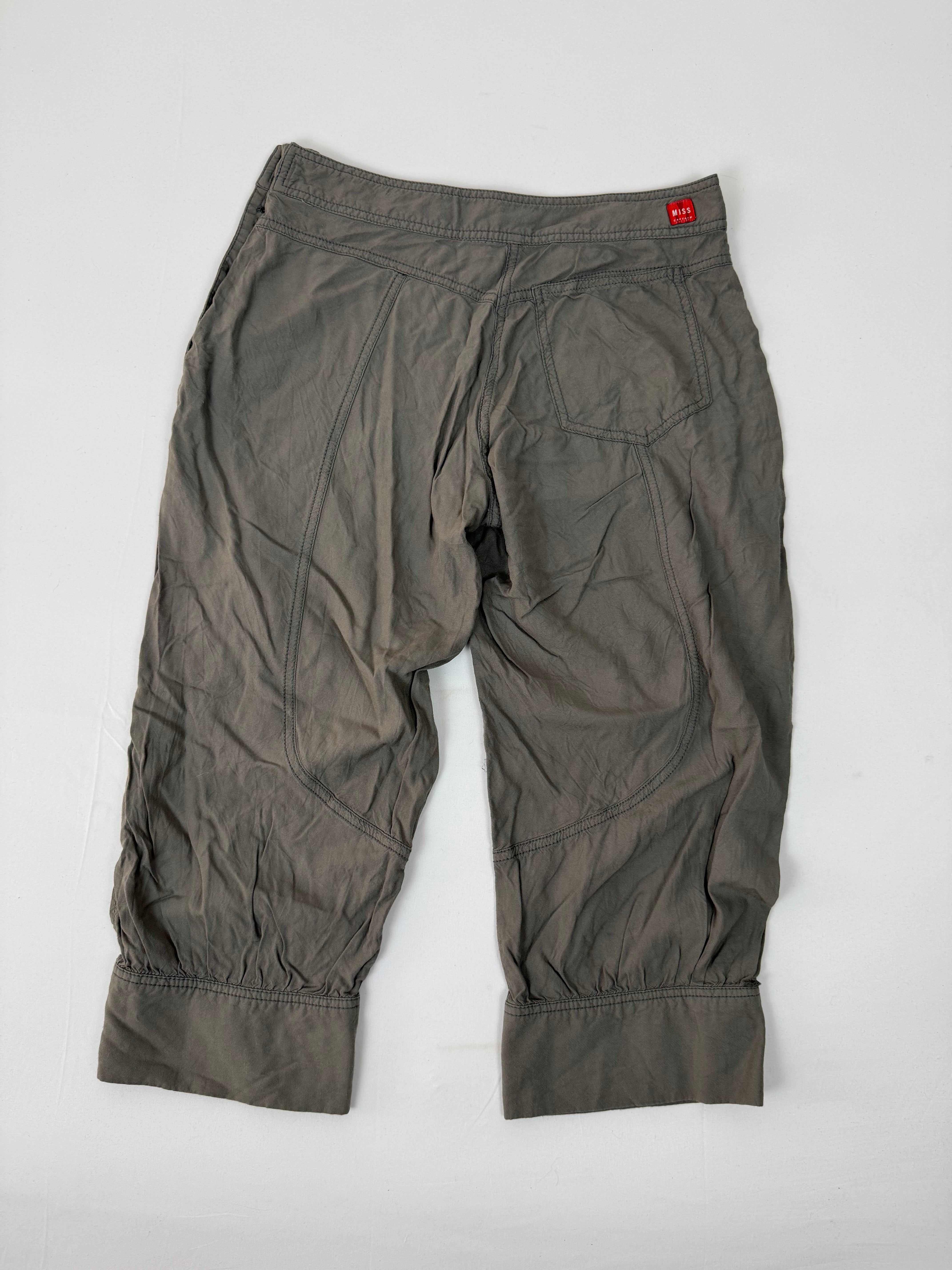 Khaki low rise sirwal capri pants (M)