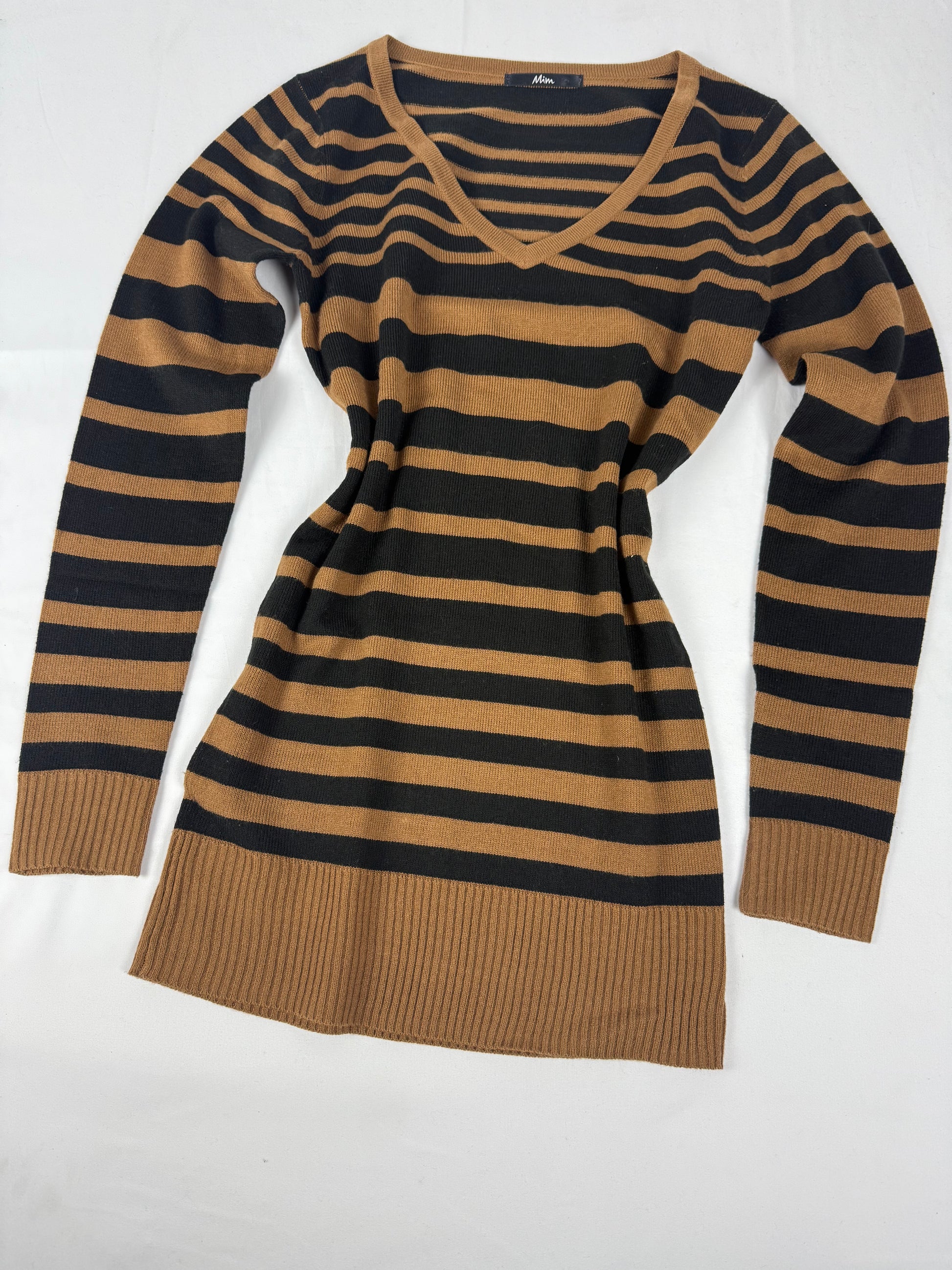 Beige striped super soft V neck jumper (S)
