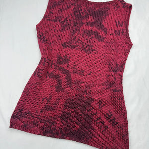 Red graphic knitted tank top (S/M)