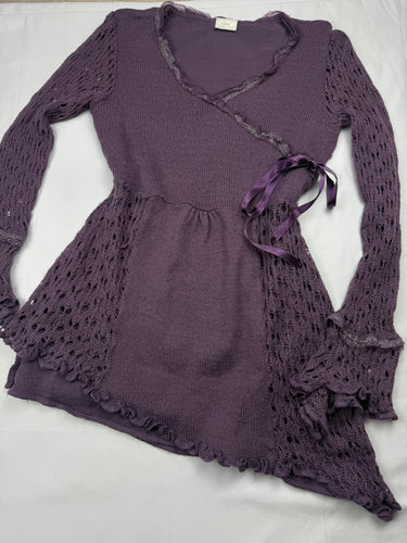 Purple embroidered asymmetric jumper (M/L)