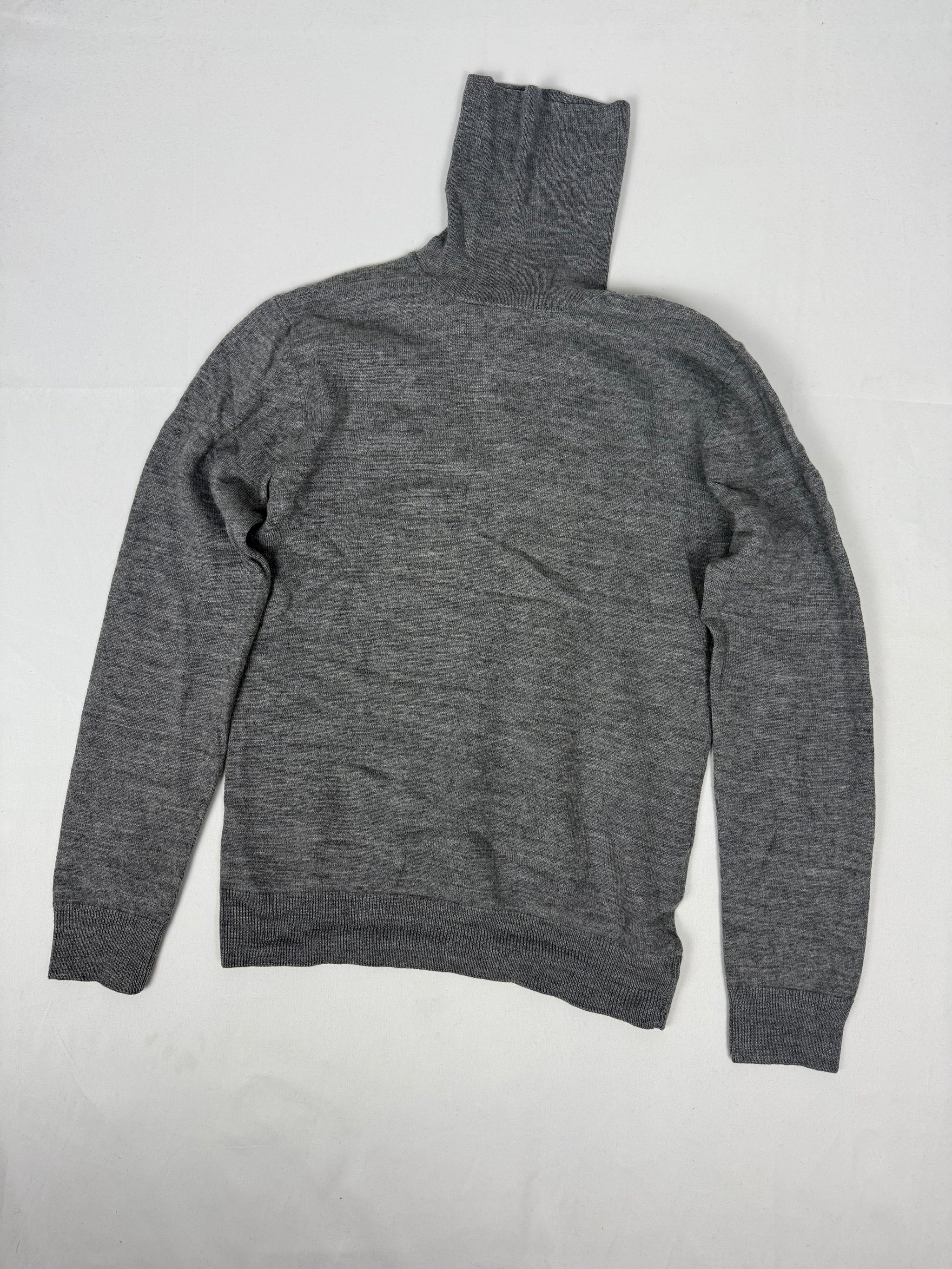 Grey turtleneck wool jumper (S/M)