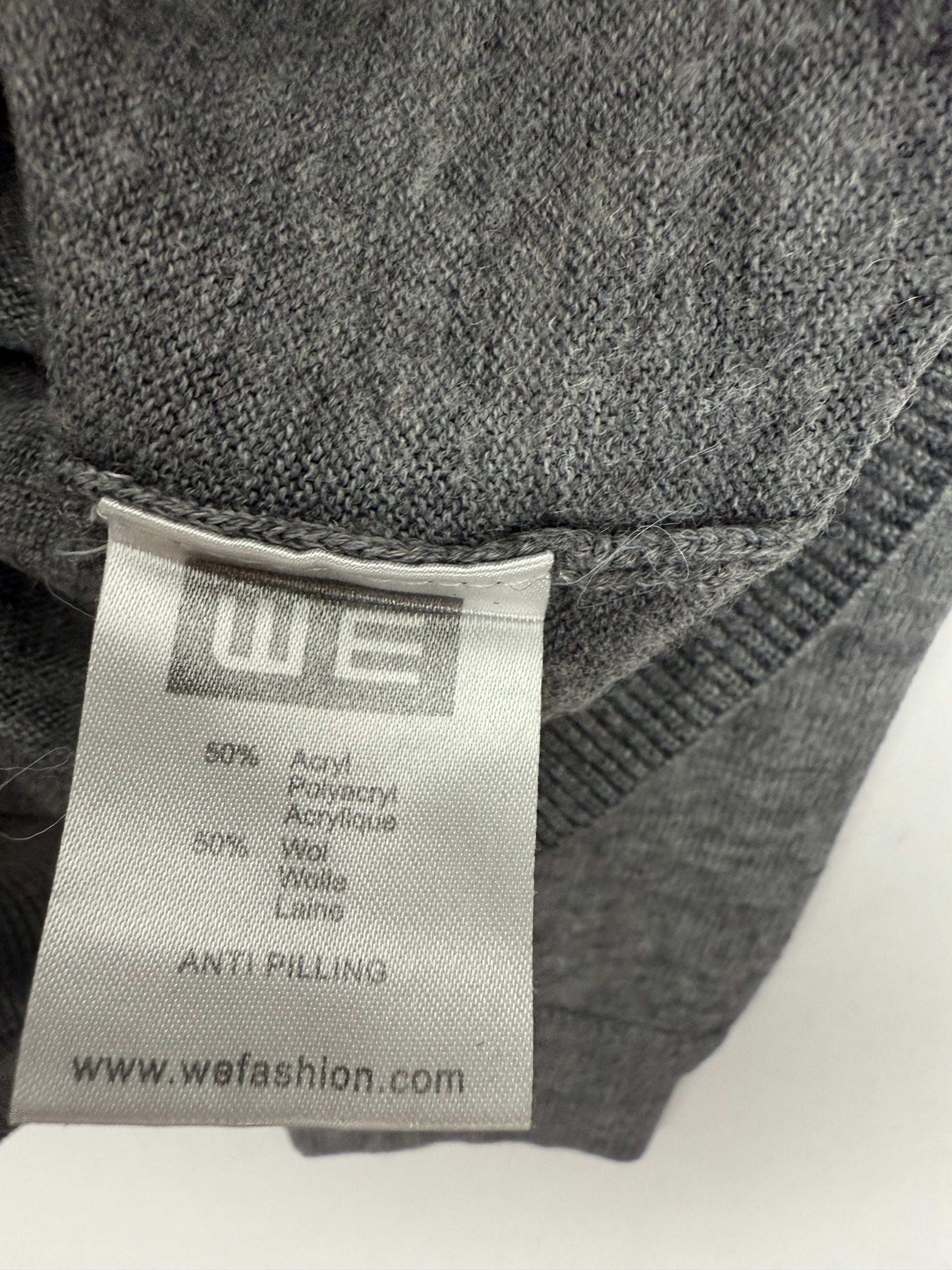 Grey turtleneck wool jumper (S/M)