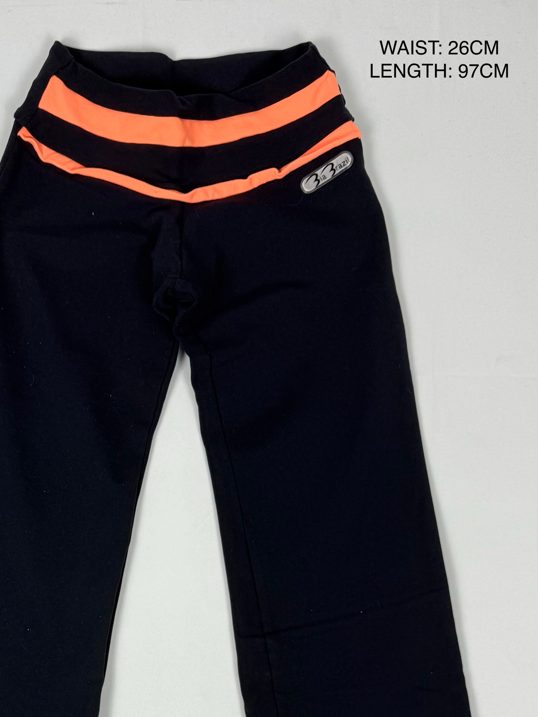 Black ultra low rise activewear pants (XS)